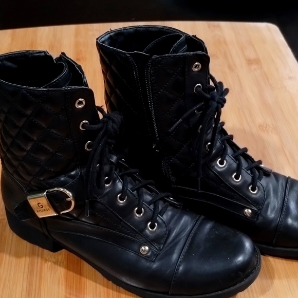 Shoes - Picture 1 of 6